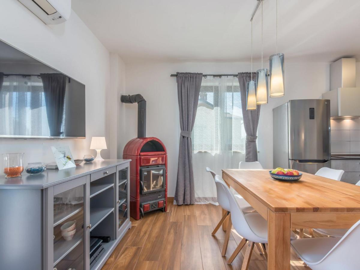 Holiday Home Villa Joy By Interhome Novigrad Istria エクステリア 写真