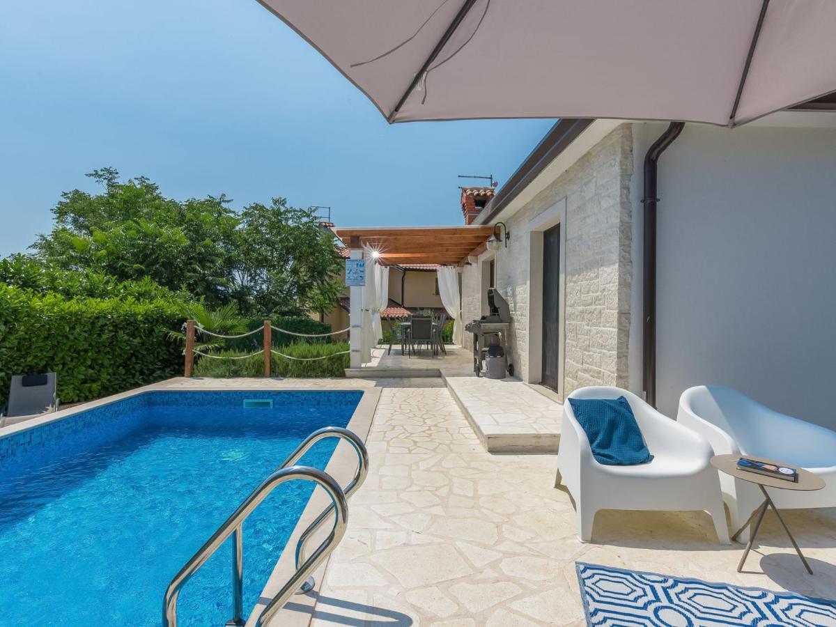 Holiday Home Villa Joy By Interhome Novigrad Istria エクステリア 写真