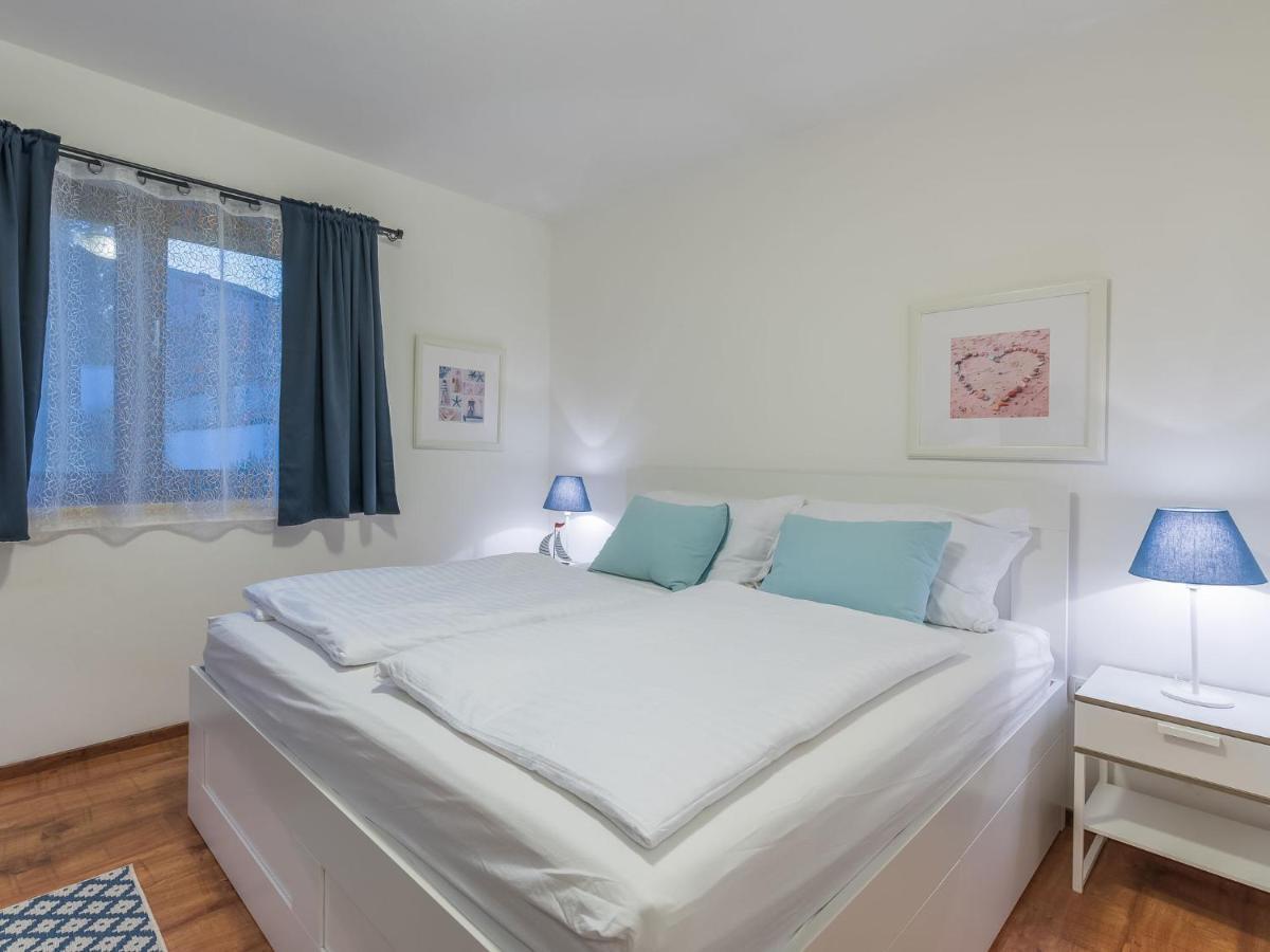 Holiday Home Villa Joy By Interhome Novigrad Istria エクステリア 写真